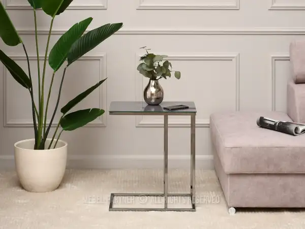 Minimalistyczny stolik kawowy - idealny do Twojego salonu